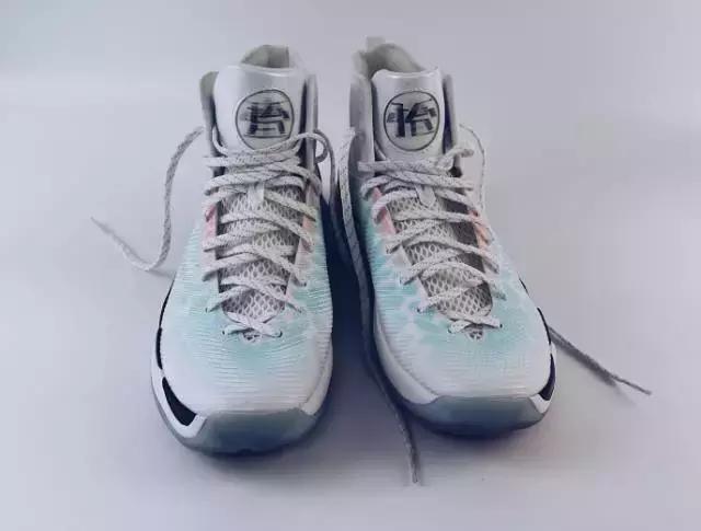 李宁驭帅11穿搭,李宁驭帅11冬季版本