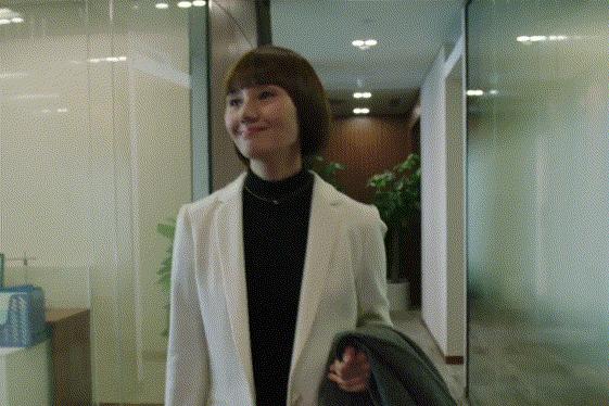 celinebox大红色,celine2018秀