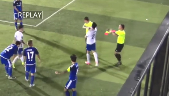 瓒冲崗閲嶇綒椋炶腹鐞冨憳,瓒冲崗涓氫綑姣旇禌澶勭綒