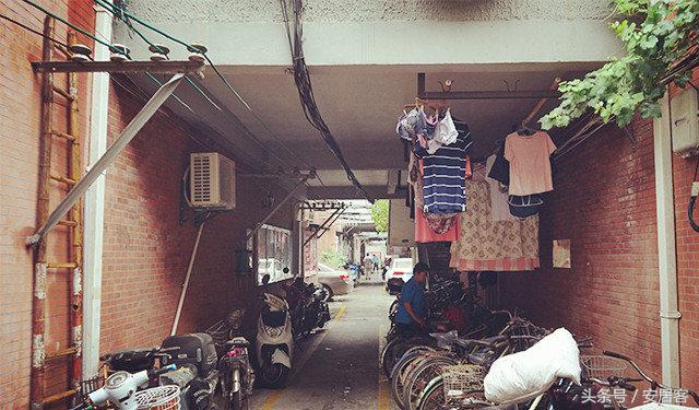 上海房价这么贵都是些什么人买房,上海房价太贵平民怎样买房