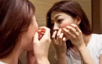 男子后脑勺长了几个疙瘩,男子颅内长活虫