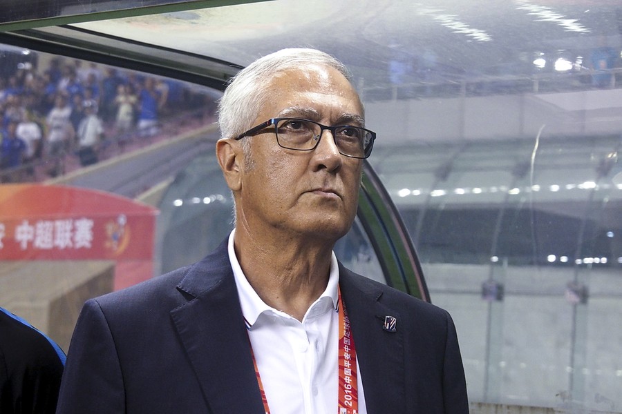 上帝膜拜的主帅！13场让中超保级队上岸，他若坐镇国足或早出线