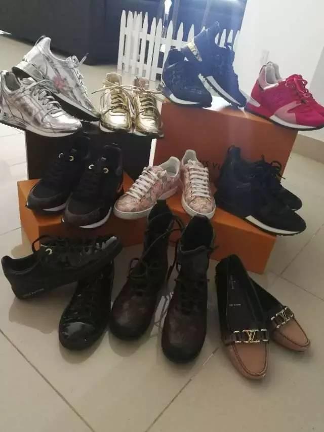 女生到底要有多少双RV、JIMMCHOO鞋才能满足啊？
