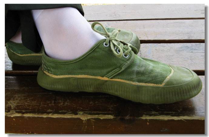 7080后的回忆穿什么鞋,童年的解放鞋