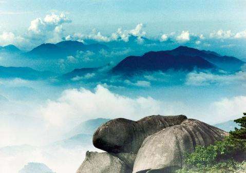 壮美的天柱山,神奇的天柱山雄伟壮观