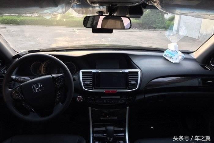 本田雅阁2016款2.4智尊版,9.5代2.4雅阁驾驶感受