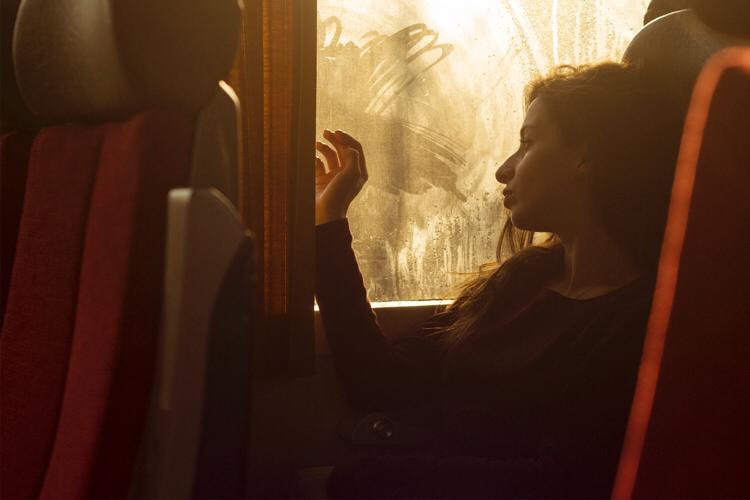 你总是顾及别人谁来顾及你说说,你总是顾及别人谁来顾及你的感受