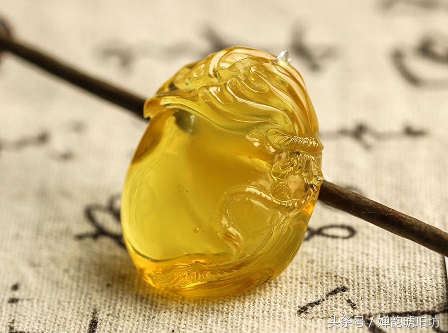 琥珀蜜蜡如何鉴别真伪,琥珀蜜蜡的鉴定方法有哪些