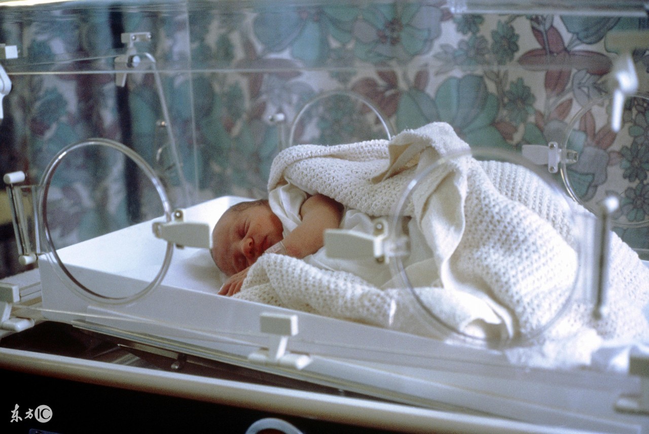 连载2：29孕周顺产侧切，1250克，看了一眼宝贝就被抱走