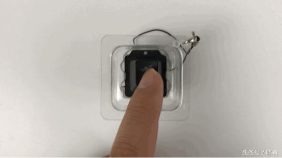 雷蛇黑寡妇v2黄轴,罗技g915和雷蛇黑寡妇v2pro哪个好