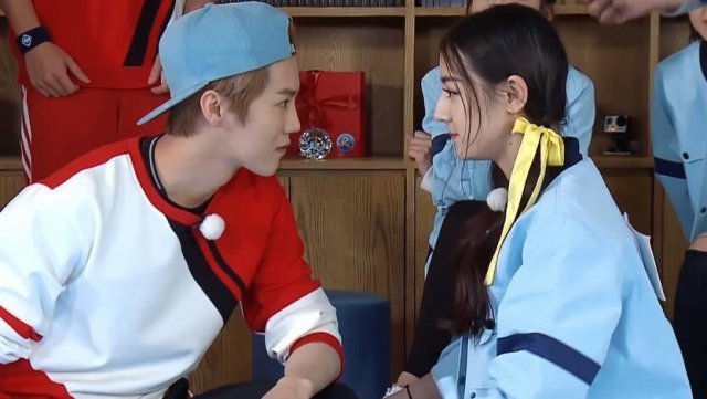 鹿晗近期发型,鹿晗换发型