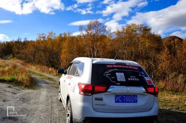 她单枪匹马从杭州出发,开着开着到了非洲腹地