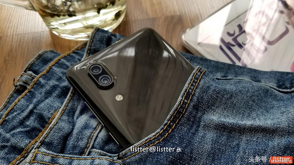 夏普aquosr2是什么手机,夏普aquosr2和索尼xz3哪个好