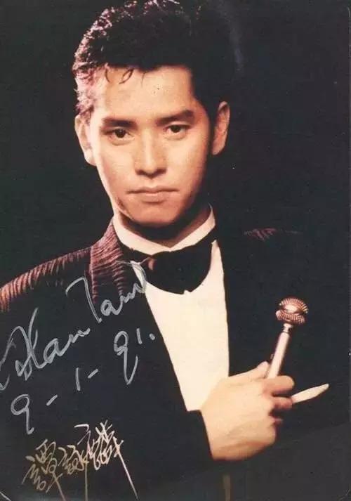 谭咏麟年轻的时候,谭咏麟为什么说自己永远25岁