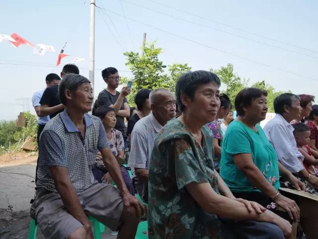 火山小视频为何要去村里办一场互联网史上最土的发布会?