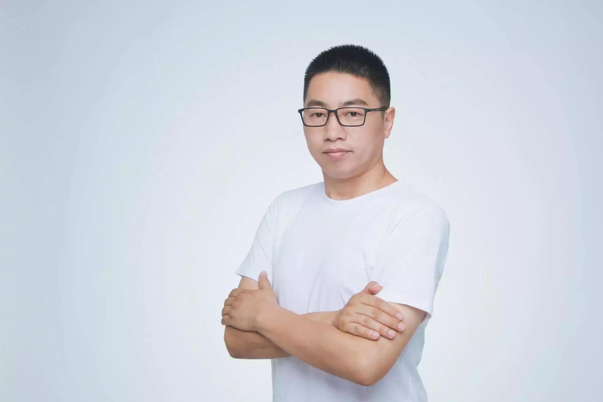 简单4步,快速制作高大上文字云人物介绍!