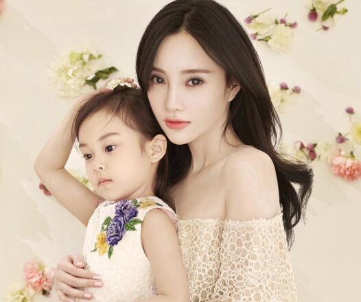 一年级小朋友喜欢老师的原因,一年级小朋友与老师关系融洽