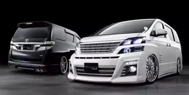 保时捷和奔驰哪个更值得购买,如果给我100万你会怎么选