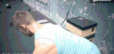 预防驼背背部训练动作,锻炼背部肌肉矫正驼背简单动作