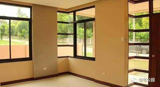 80后小伙子放弃城里买房自建别墅,土豪花200万打造自建房