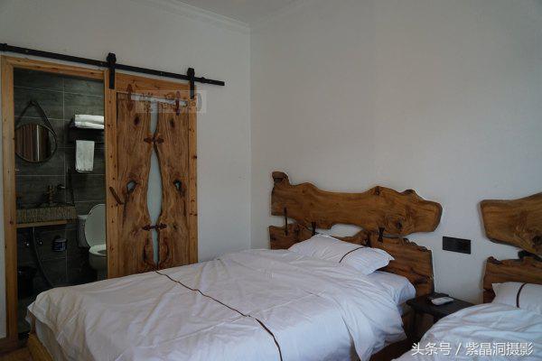 我们是谁？游客！我们做啥？木工！怎么做？打酱油！