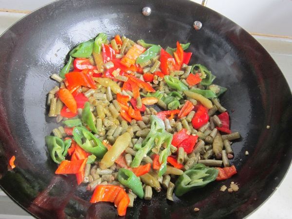 怎样去除鸡胗的腥味,鸡胗怎么去除它的腥臭味