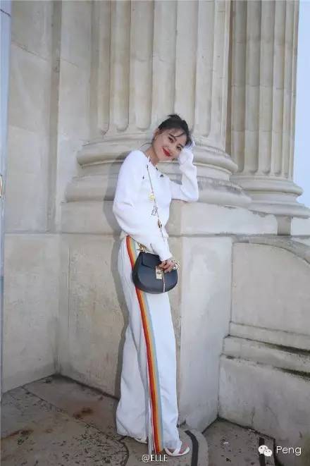 高圆圆被杂志小编黑了!看了照片我的嫉妒心好多了。。