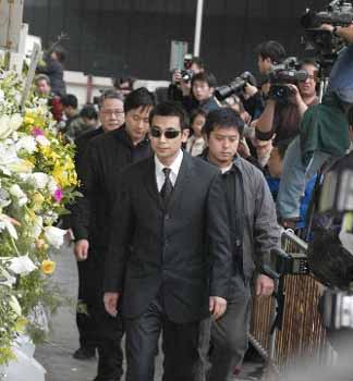 赵文卓娶了梅艳芳会怎样,梅艳芳讲述赵文卓是最想嫁的人