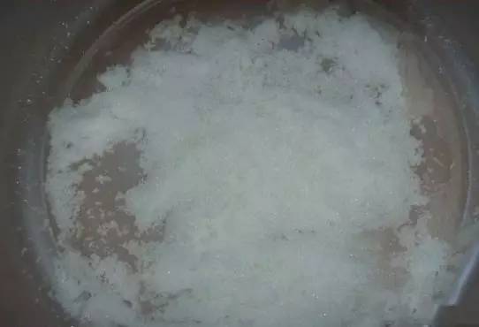 最简单鲫鱼窝料的自制配方,鲫鱼饵料自制配方野钓夏季