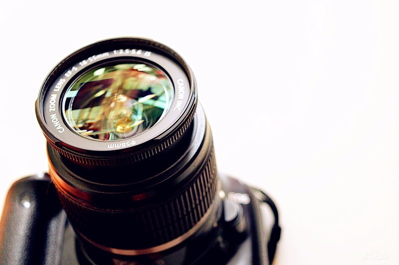 佳能尼康人像对比入门,尼康佳能入门长焦