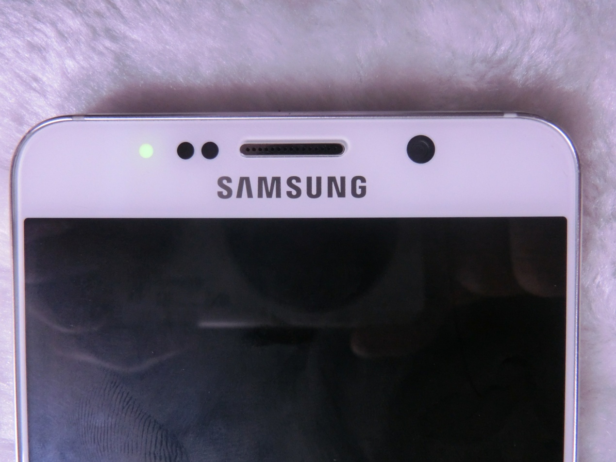 三星机皇note9,三星note5还值得入手吗