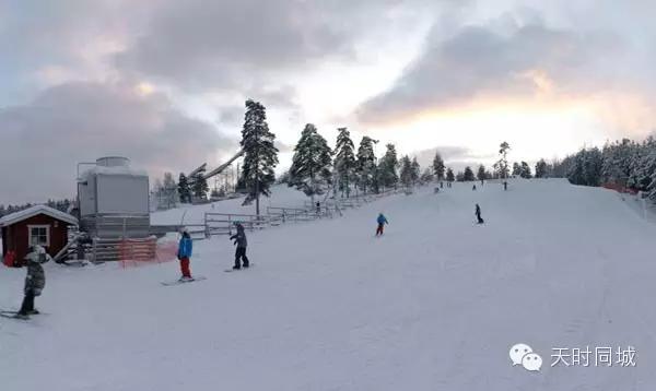 哈尔滨大顶山水上乐园,哈尔滨室内温泉水上乐园