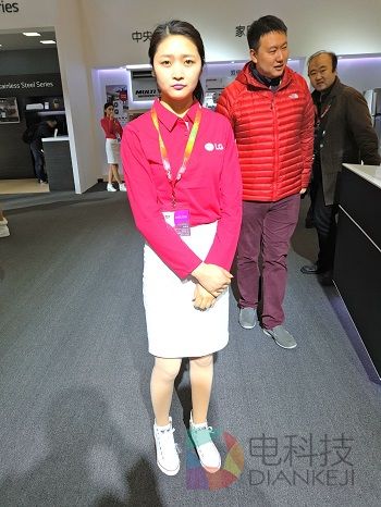 妹子多过车展所有AWE你想看的都在这里