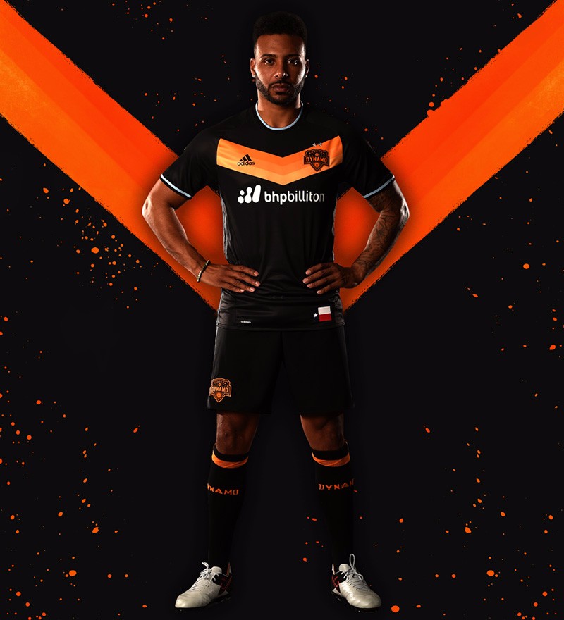 2010-2020体育最佳球衣,阿森纳2015-2016赛季球衣