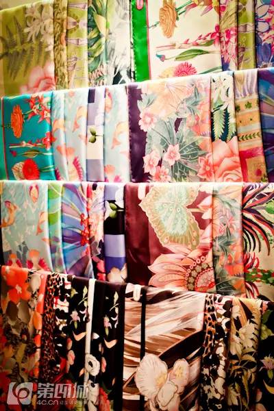 有折扣丨没买新包新鞋新衣服的，都奔这儿去了！