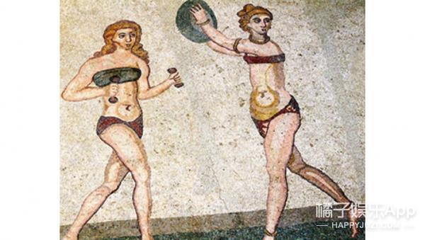 戴了这么多年头盔终于派上用场了,穿bra可以改变胸下垂吗