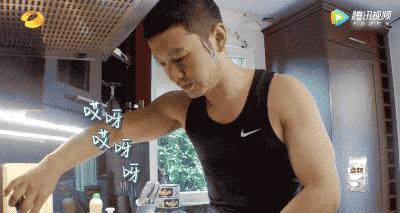 大表姐和刘雯采访,刘雯和杨颖