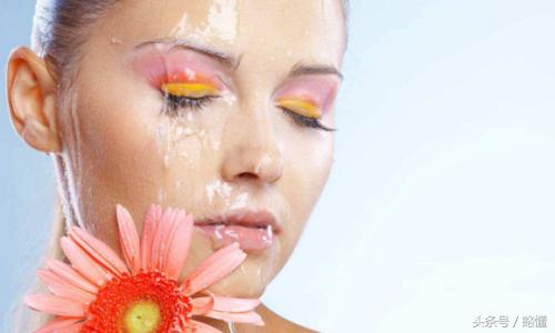 夏天喜欢游泳,夏天喜欢玩水对身体有什么影响