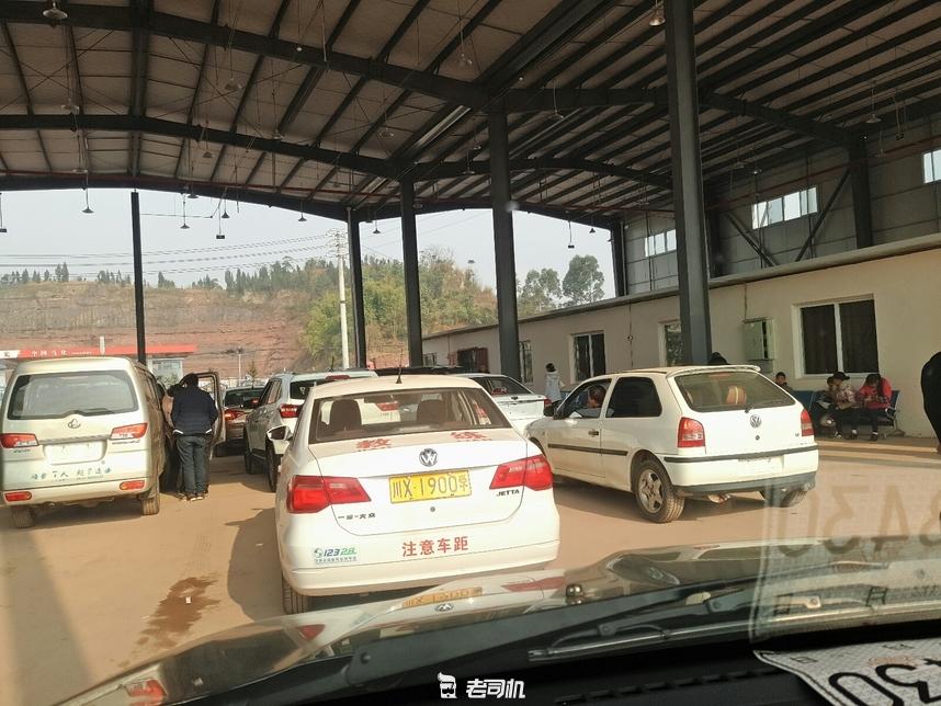 大学毕业买个二手车,大学刚刚毕业买二手车