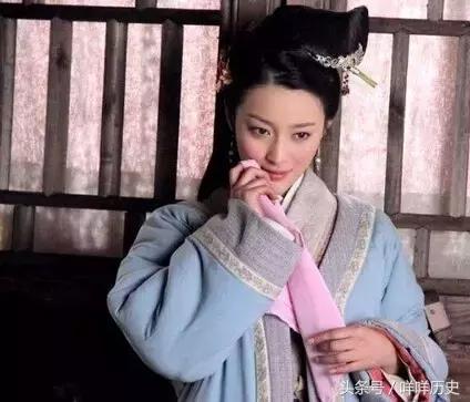 古人为何要给女子裹上小脚,古时候为什么女人要裹小脚