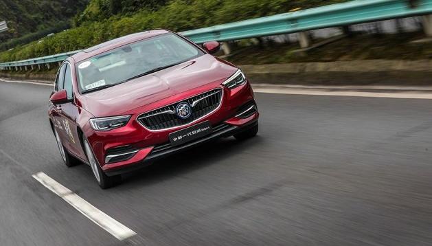 如丝般顺滑的驾驶感受,别克君威28t尊贵版试驾