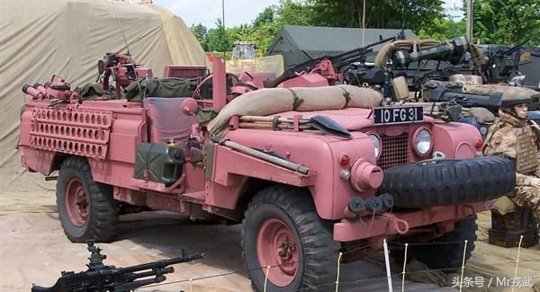 妖艳到爆“粉嫩无比的*器武**”少女心爆表，日本自卫队简直辣眼宅神