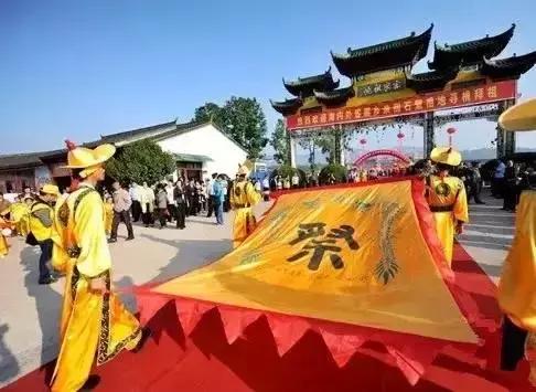 小暑大暑立秋处暑的习俗有哪些,处暑节气的民间习俗及饮食禁忌