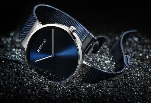 bering白色手表,bering白令手表什么档次