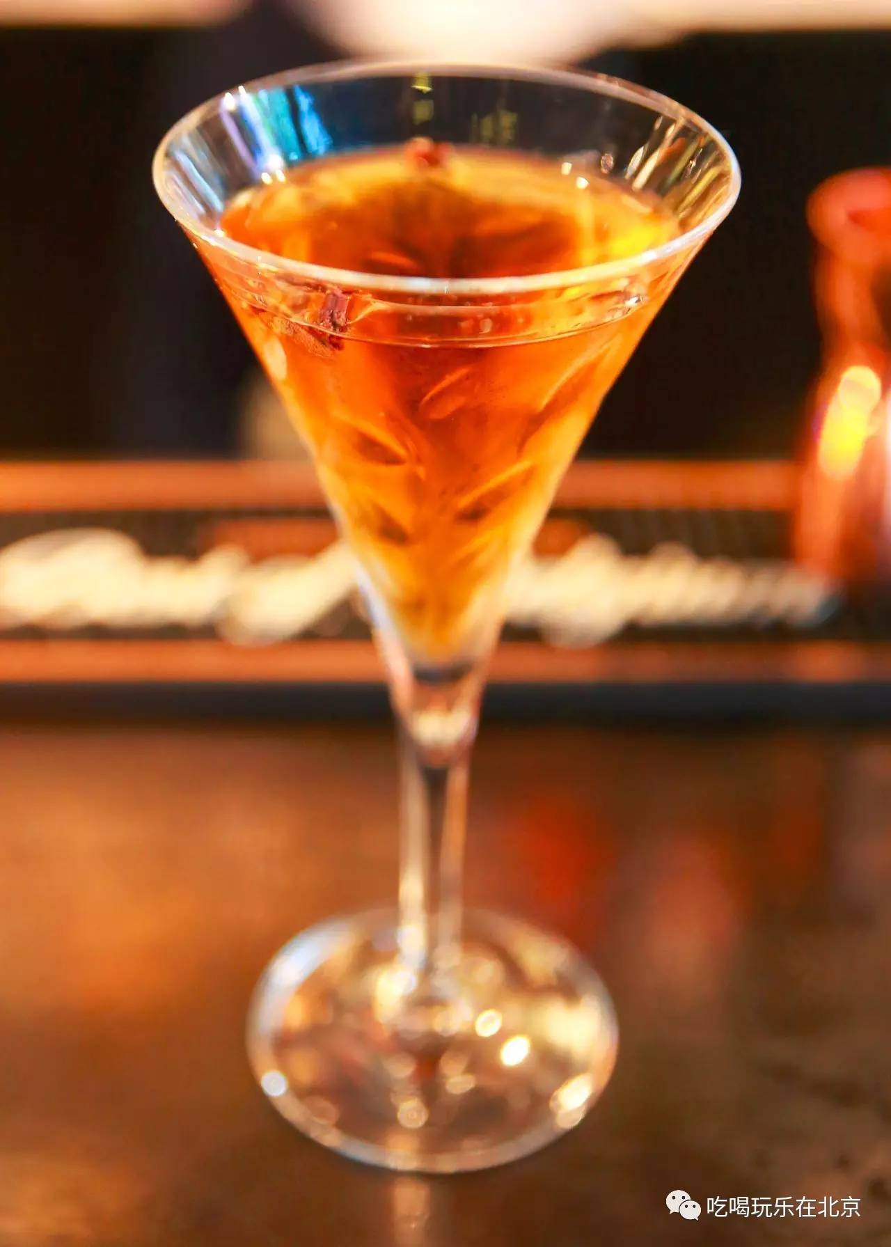 三里屯的这家店,让我甘心被“无人头”戏弄