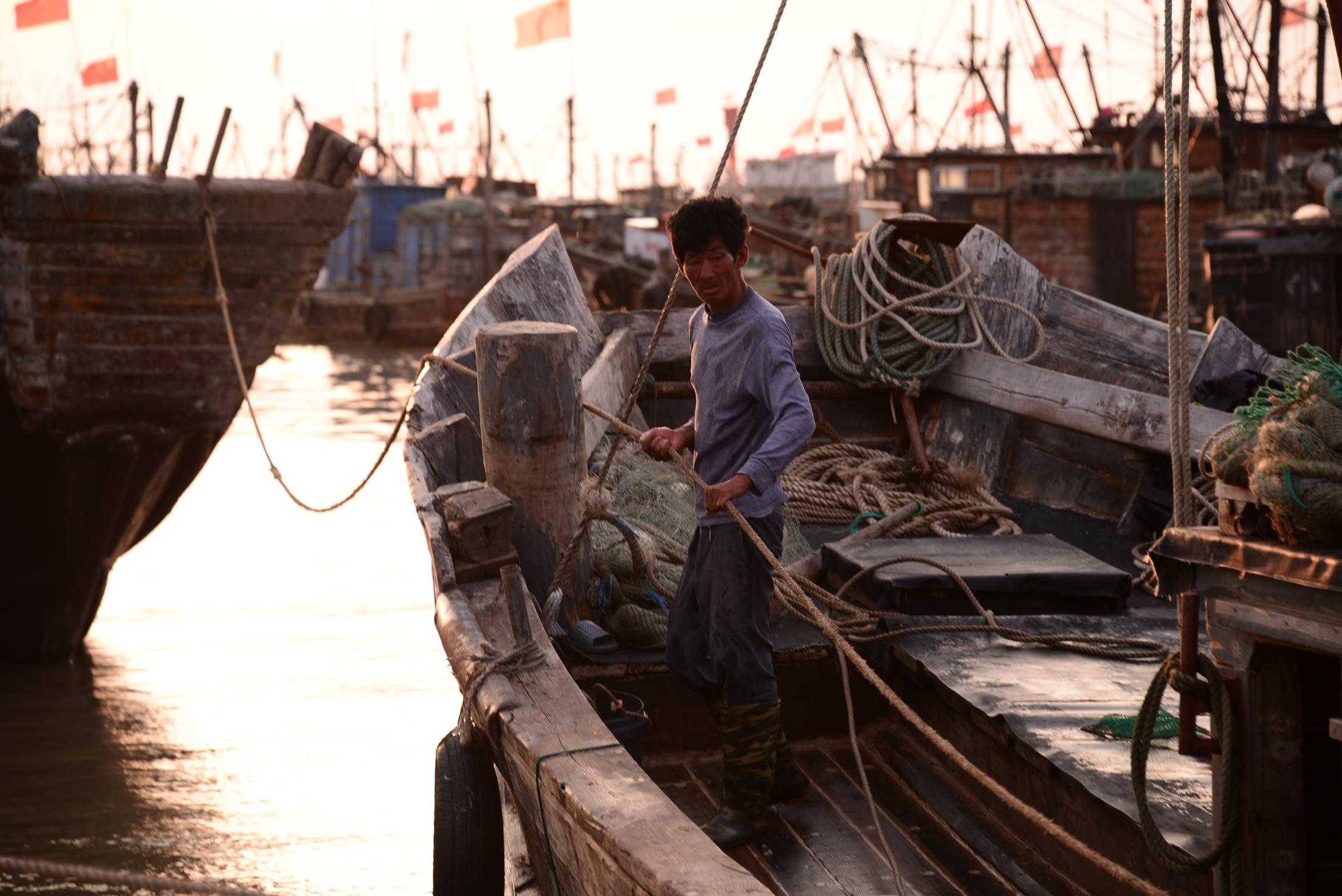 码头渔民工作的照片,码头渔民生活纪录片