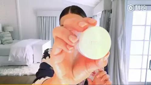 维密米兰达可儿美妆,维密超模米兰达可儿化妆直播