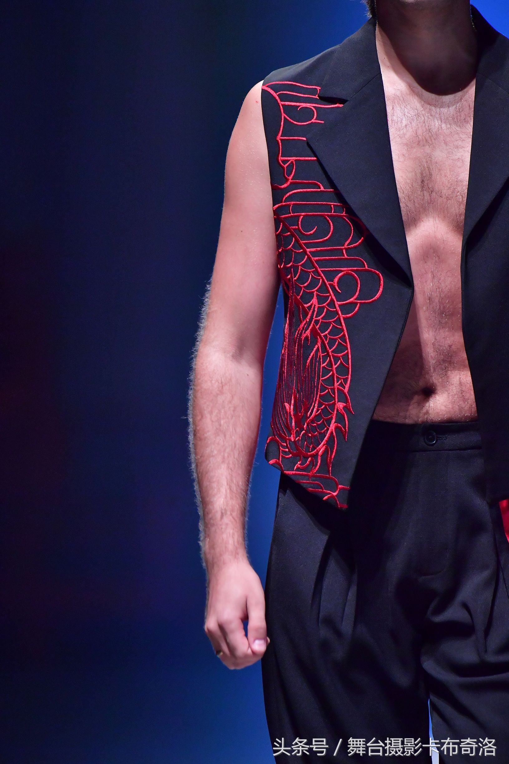 pinli品立男装换季,品立pinli男装皮衣