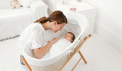 宝宝分床睡妈妈舍不得,宝宝分床睡自己安慰自己