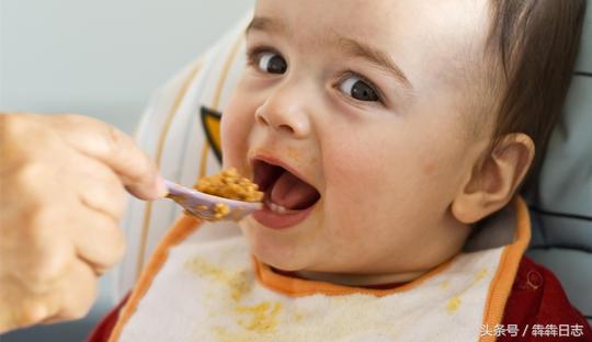 宝宝吃维d注意事项,维生素d缺乏影响宝宝说话吗